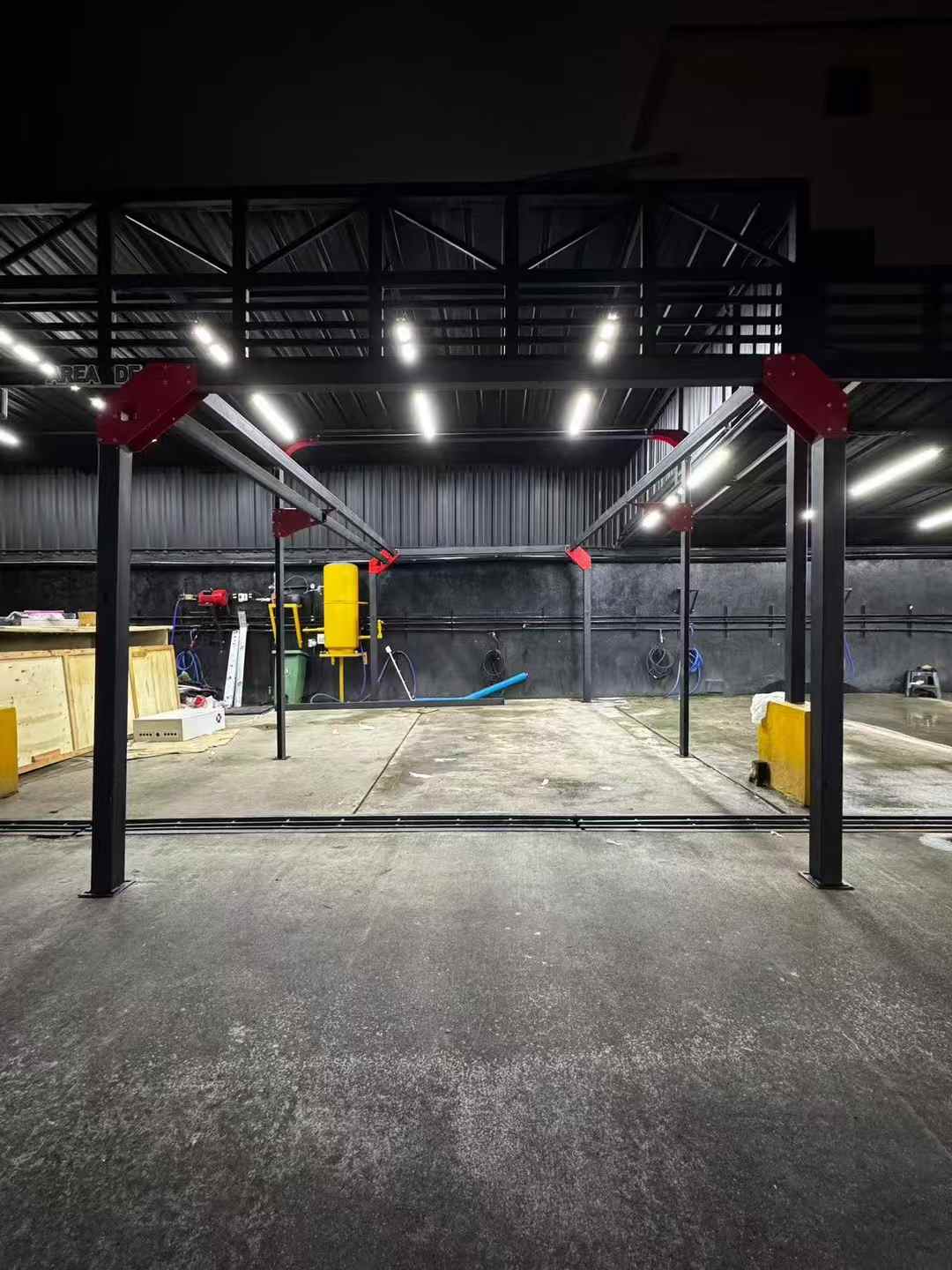 南美洲多米尼加双鱼座六风机智能洗车机安装中